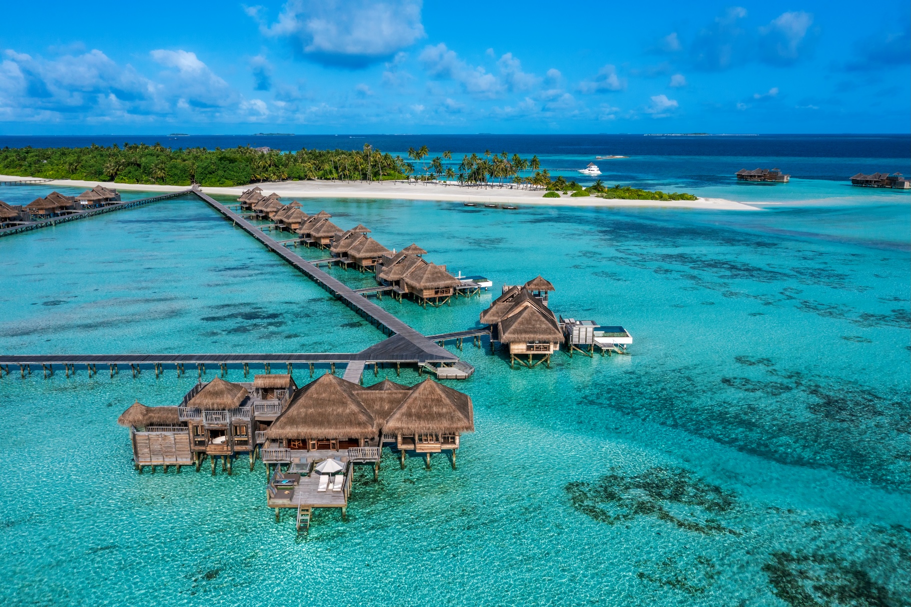 Gili Crusoe Residence Sunset Aerial Gili Lankanfushi